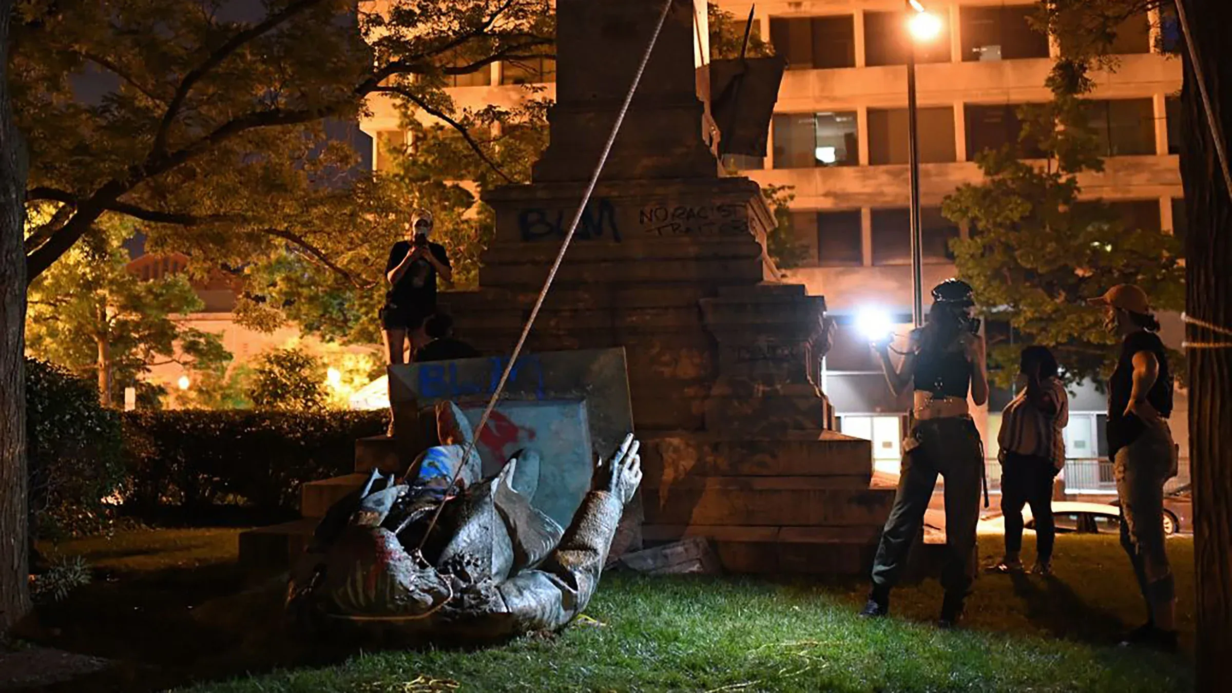A Statue of a Confederate General Was Toppled in 2020. The National Park Service Is Reinstalling It.