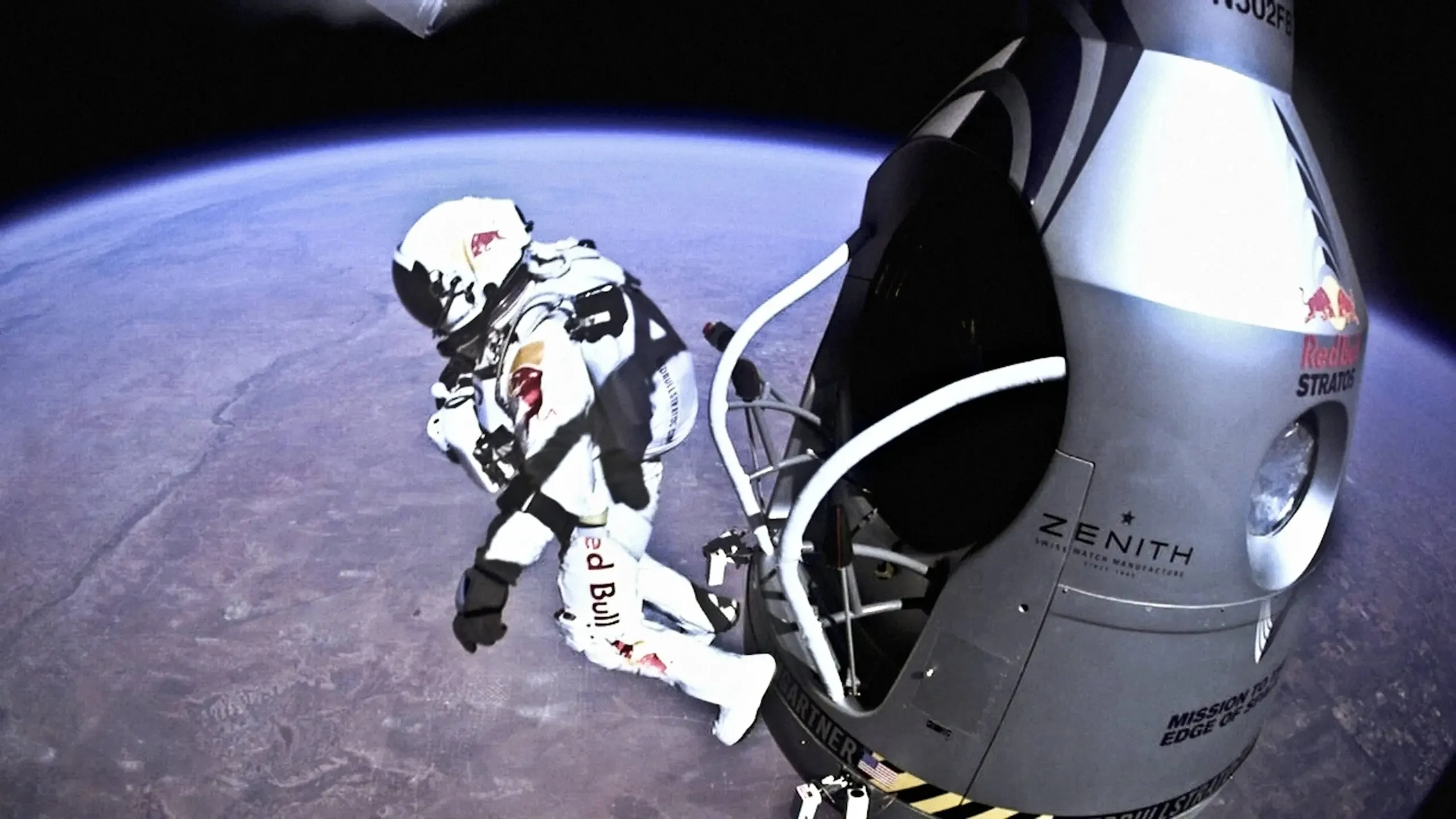 Skydiving Legend Felix Baumgartner Dies in a Paramotor Crash in Italy