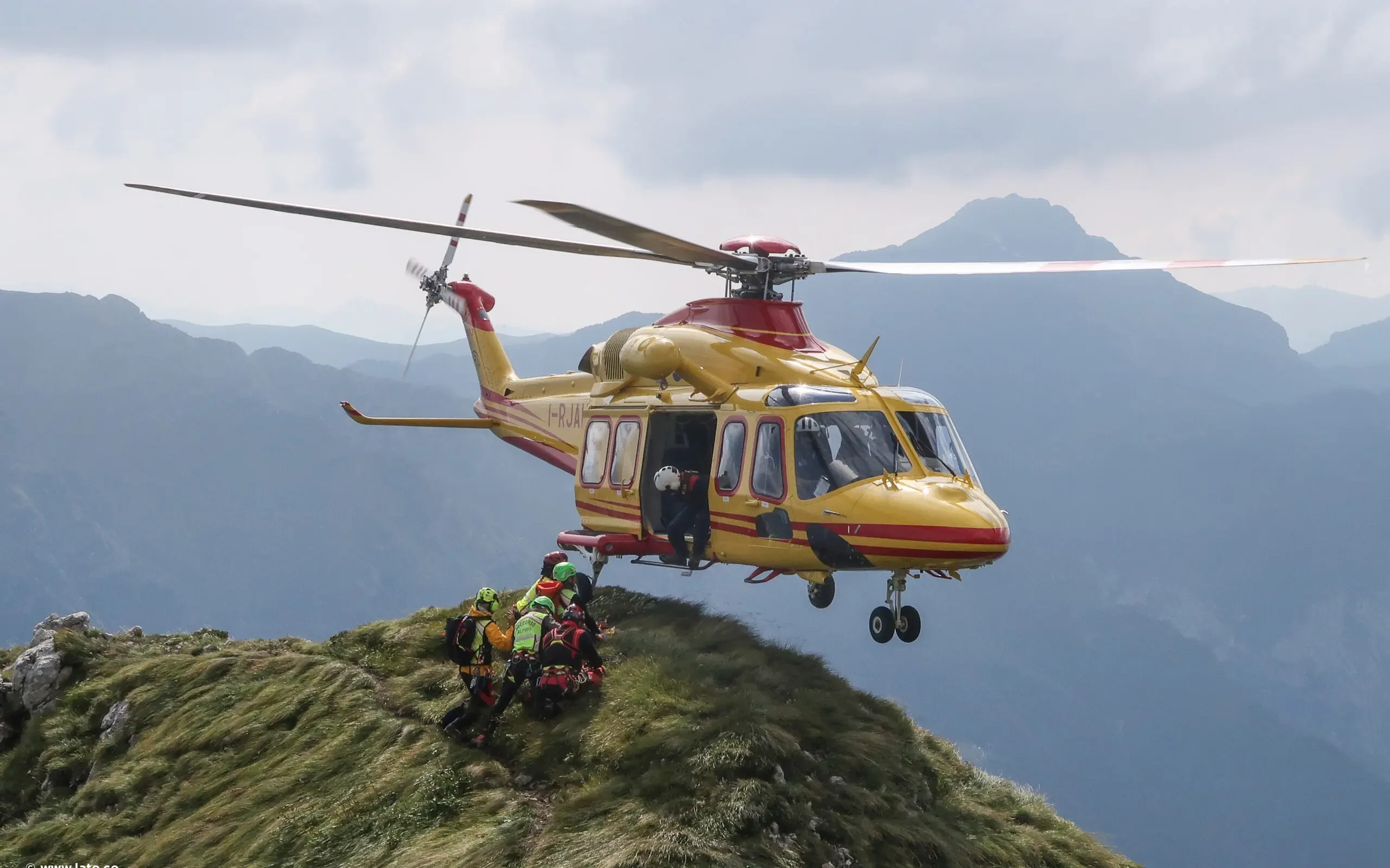Why Are the Italian Alps So Deadly This Summer?